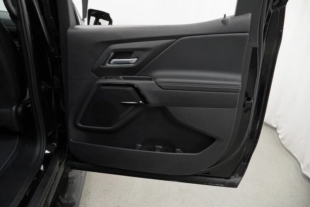 New 2026 Black Chevrolet LT - Extended Range image 24