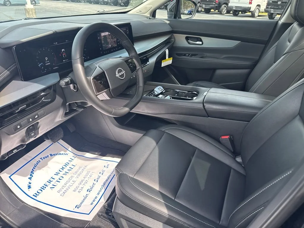 Used 2025 Black Nissan SL image 15
