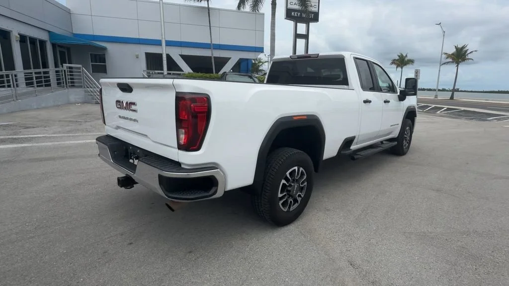 Used 2021 SUMMIT WHITE GMC 2WD Double Cab Long Bed image 8