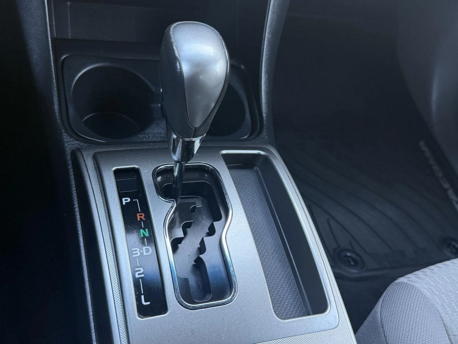 Used 2014 Pyrite Mica Toyota PreRunner image 27