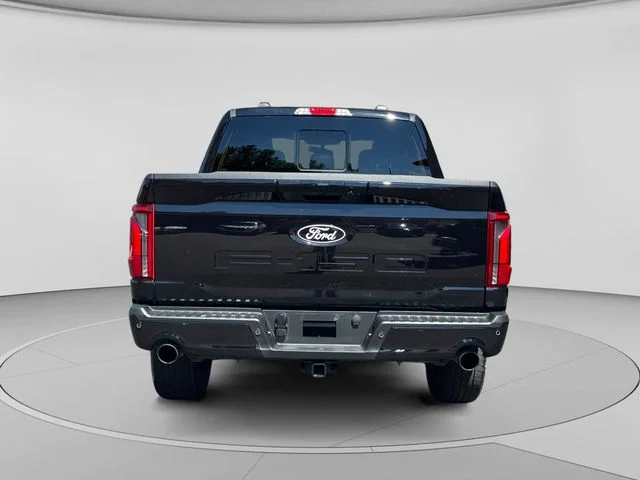 Used 2025 Agate Black Metallic Ford Lariat image 4
