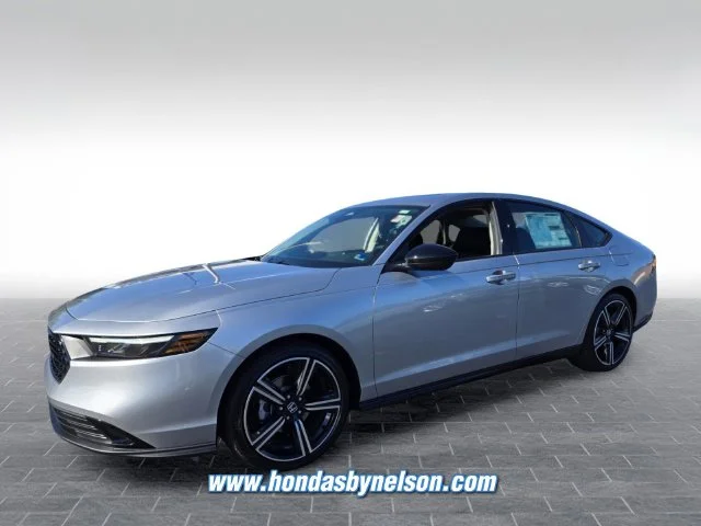 New 2026 Silver Honda SE image 3