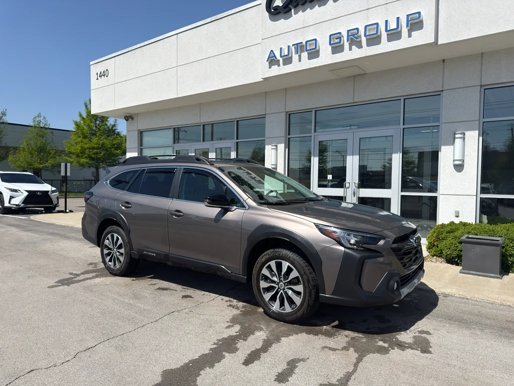 2024 Subaru Outback Limited's photo