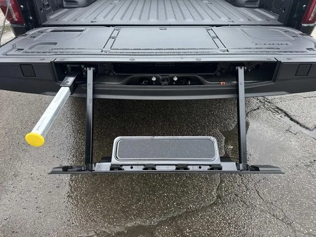 New 2026 Agate Black Metallic Ford Raptor® image 19