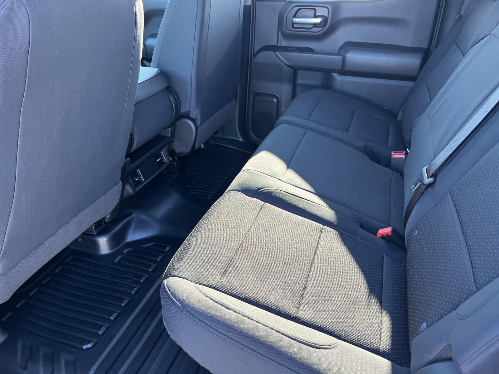 2026 GMC Sierra 1500 Pro - Photo 18