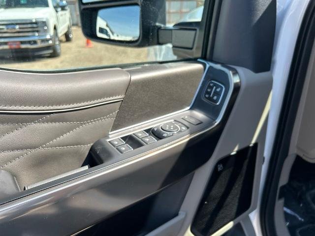 New 2026 Star White Metallic Tri-Coat Ford Platinum image 67