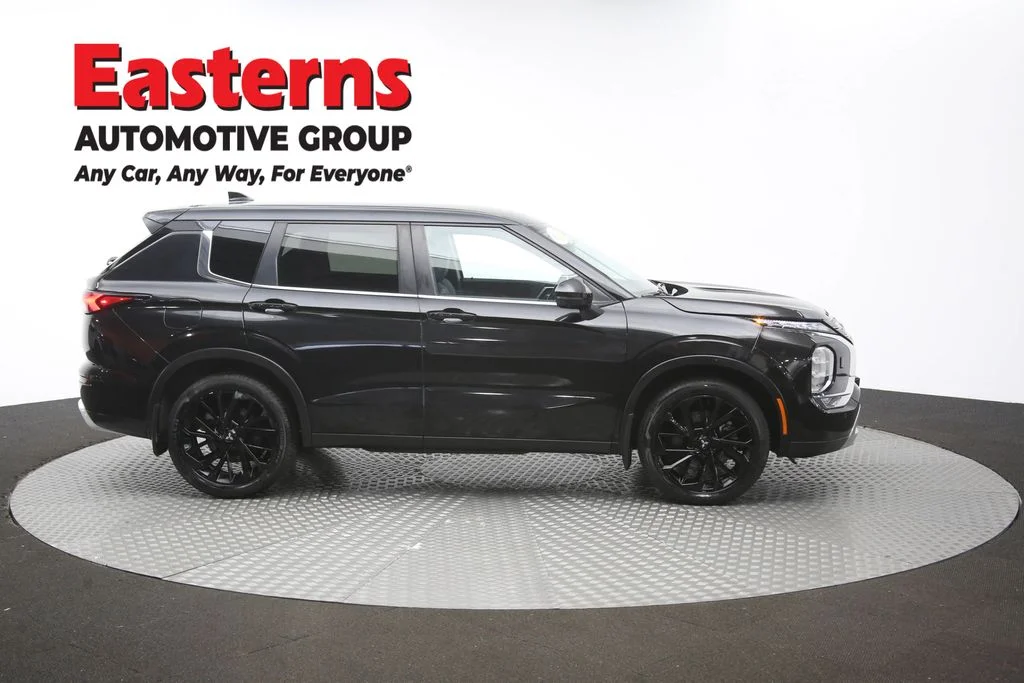 Used 2024 Black Mitsubishi SE image 45