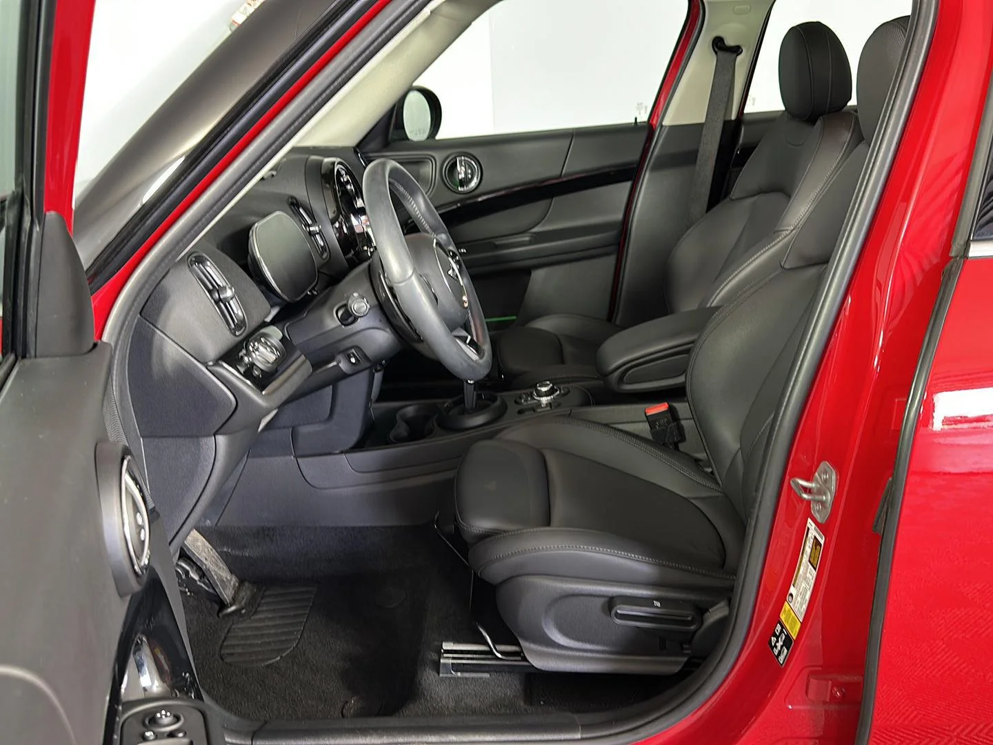 Used 2024 Chili Red MINI Cooper S image 7