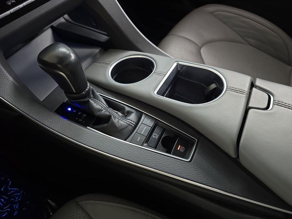 2020 Toyota Avalon Limited - Photo 27