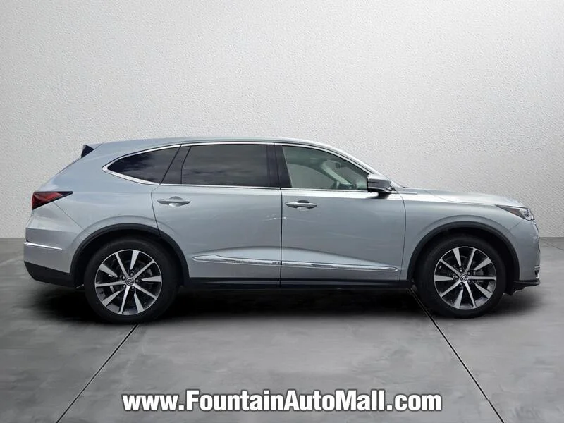 Used 2026 Solar Silver Metallic Acura FWD W/TECHNOLOGY PACKAGE image 5