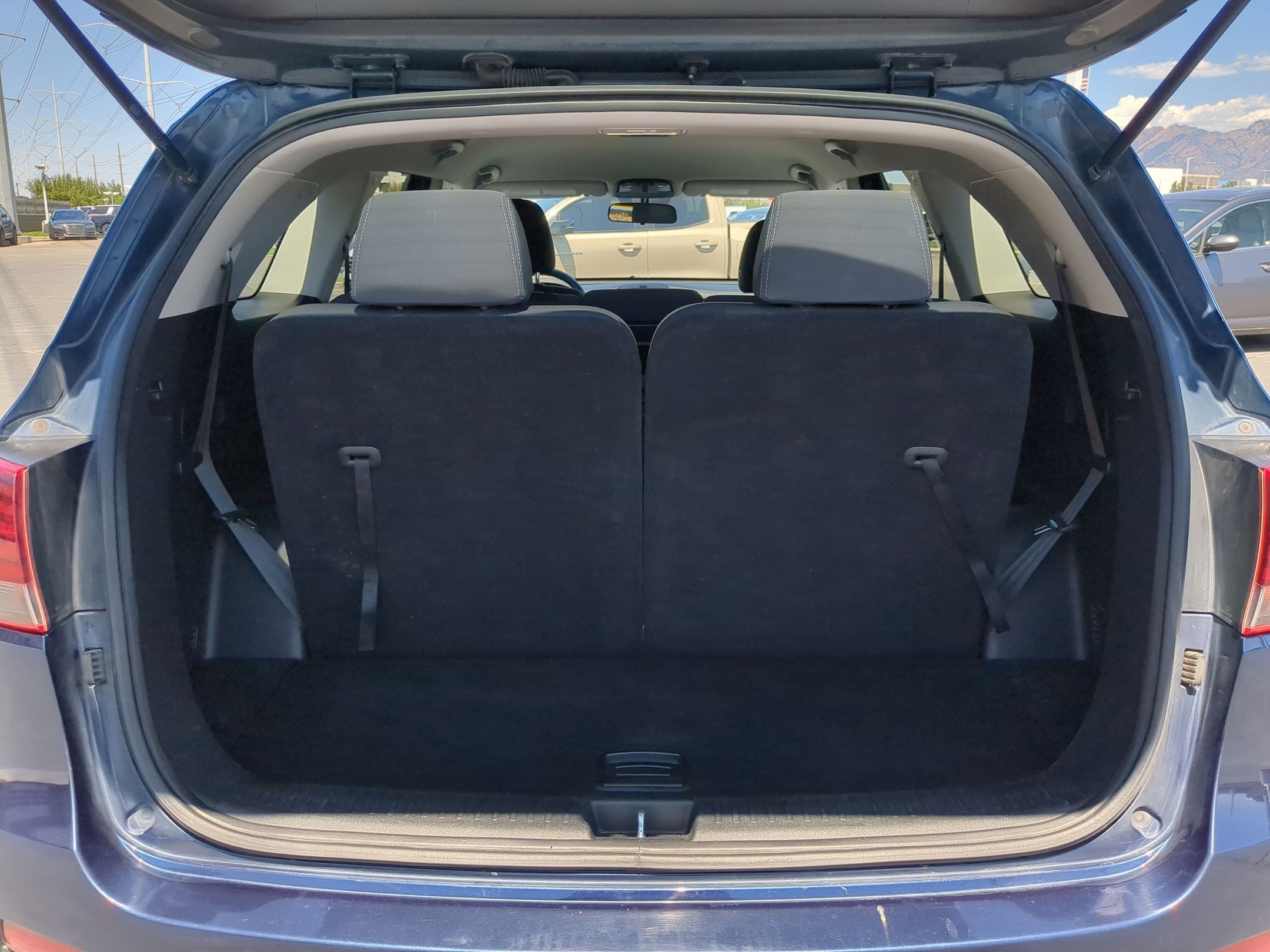 Used 2019 Blaze Blue Kia LX V6 image 30