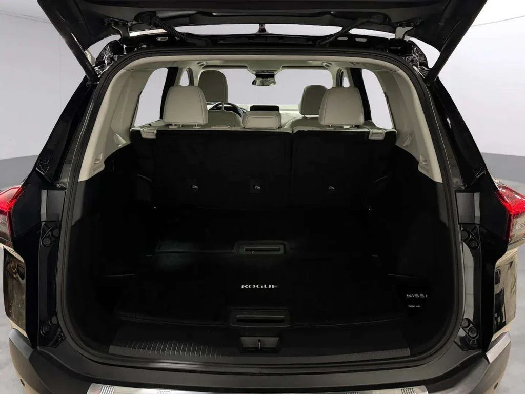 Certified Used 2023 Super Black Nissan SL image 31