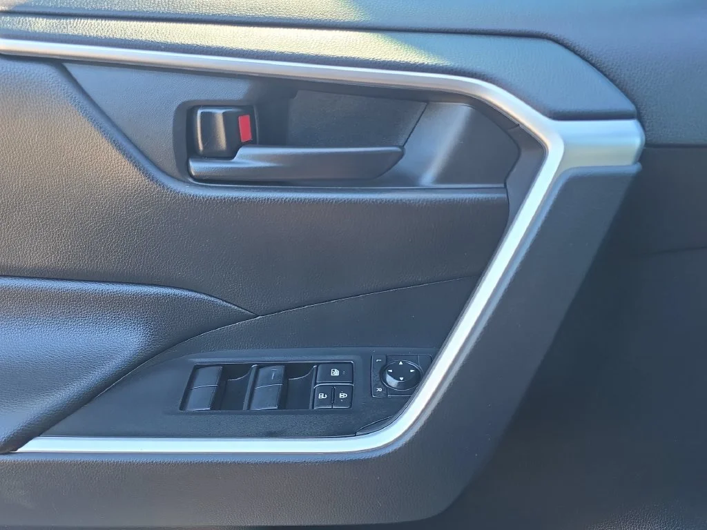 Used 2025 Gray Toyota LE image 19