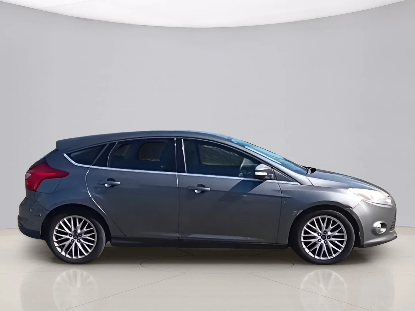 Used 2012 Gray Ford SEL image 6