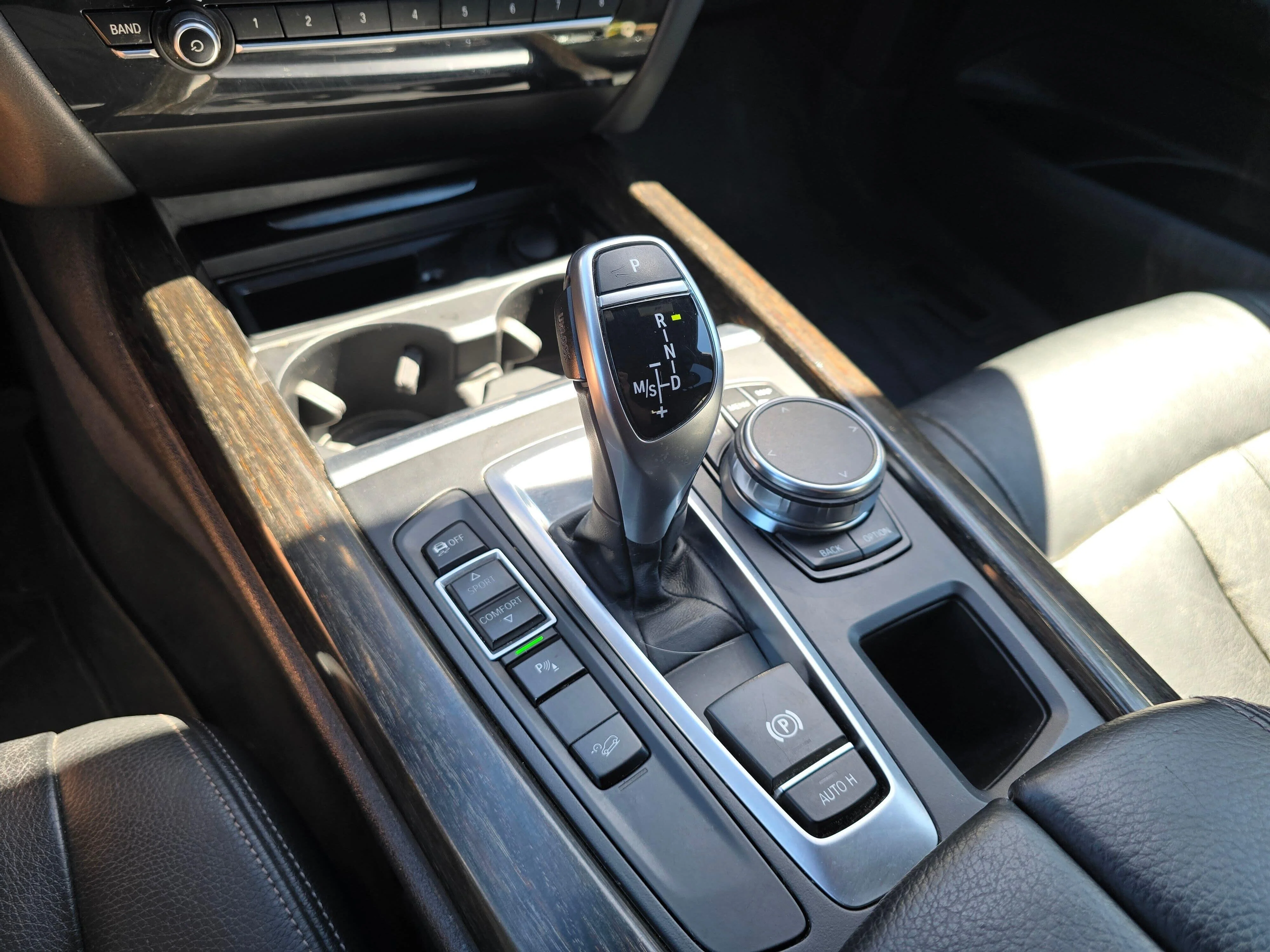Used 2018 Space Gray Metallic BMW xDrive35i image 24