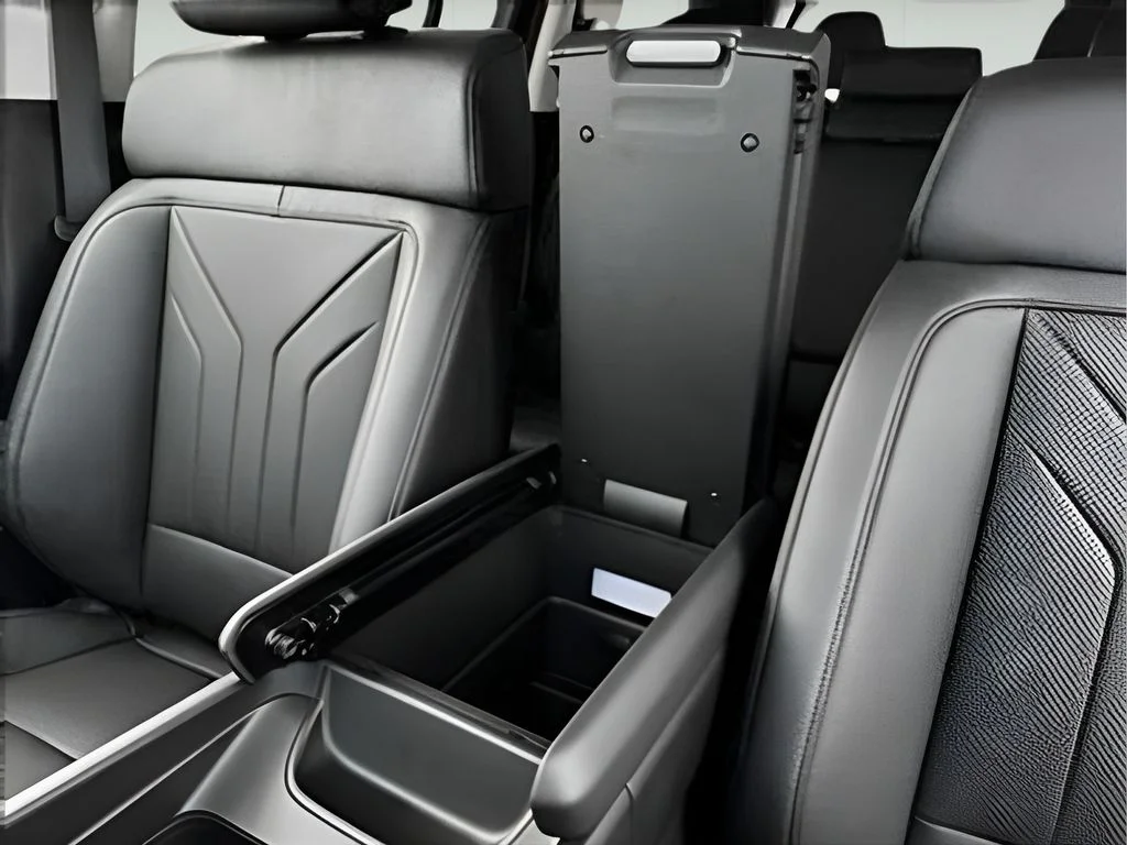 Used 2025 Rockwood Green Hyundai SEL image 16