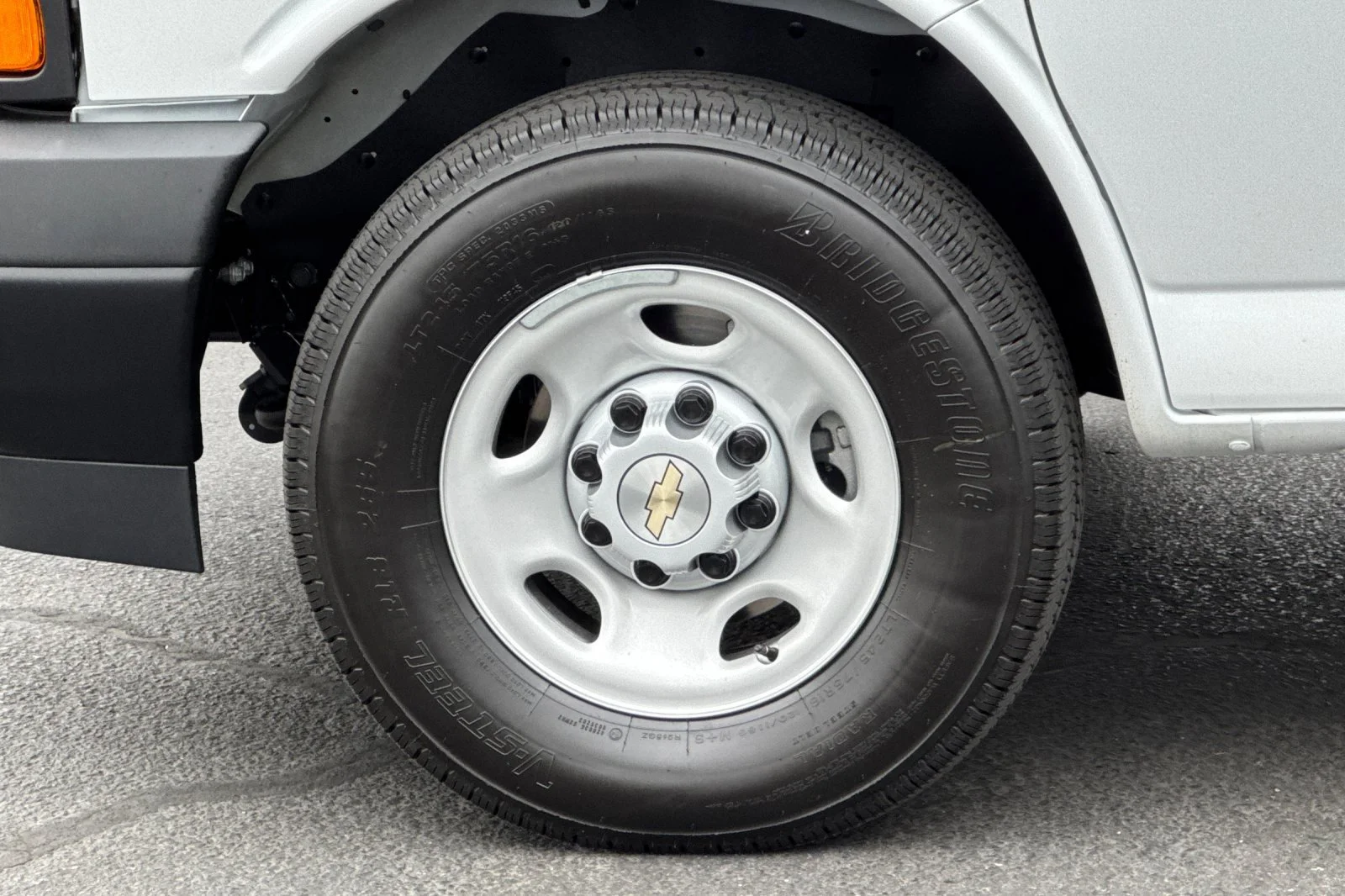 2026 Chevrolet Express Cargo 1WT view 22