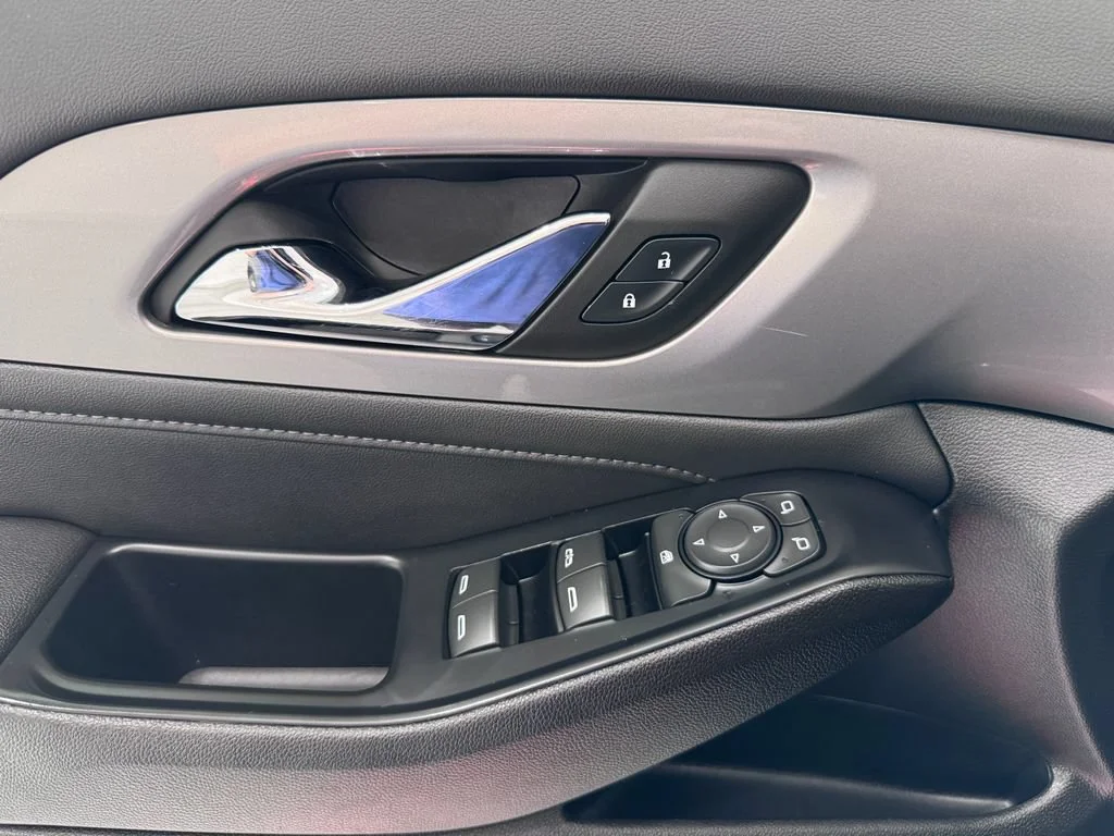 2023 Chevrolet Traverse 1LT - Photo 26