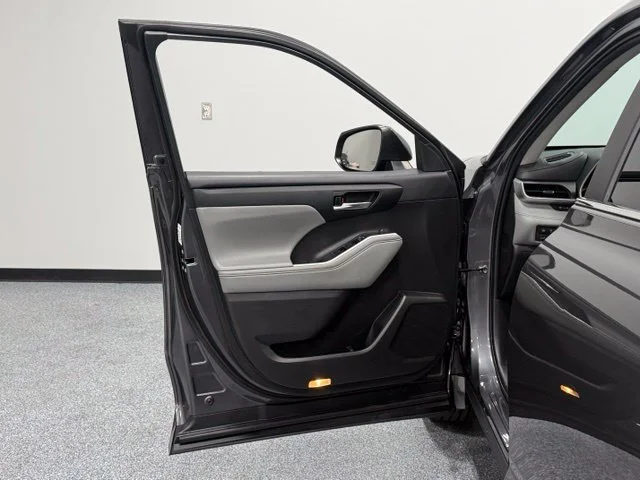 Used 2023 Gray Toyota XLE image 11