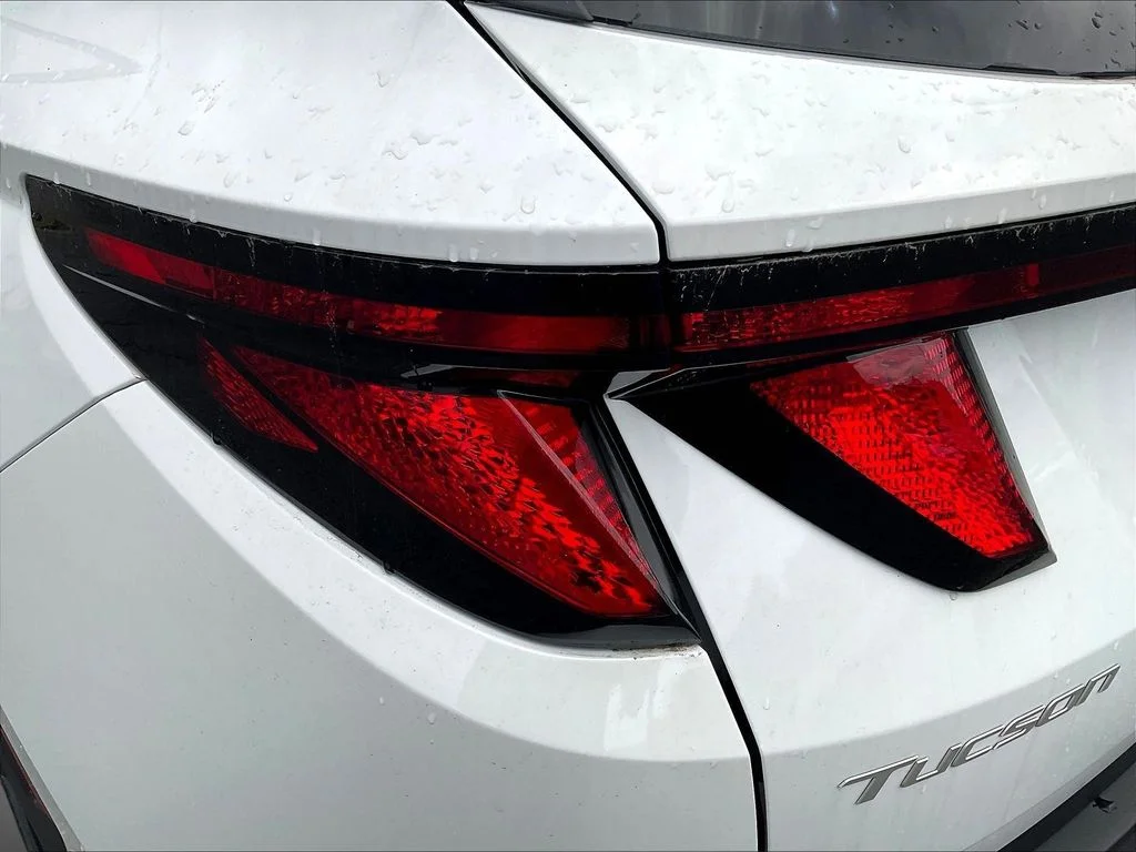 New 2026 White Hyundai SEL image 28