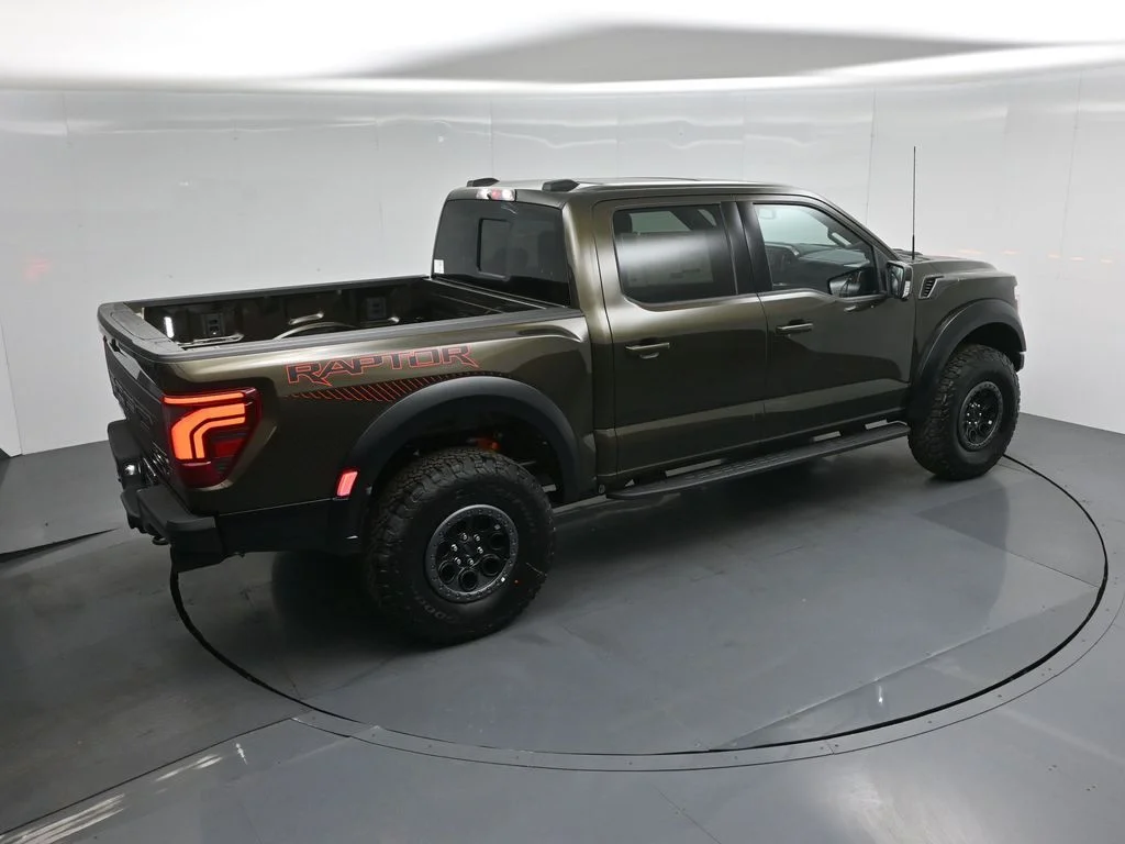 New 2026 Shelter Green Ford Raptor image 42