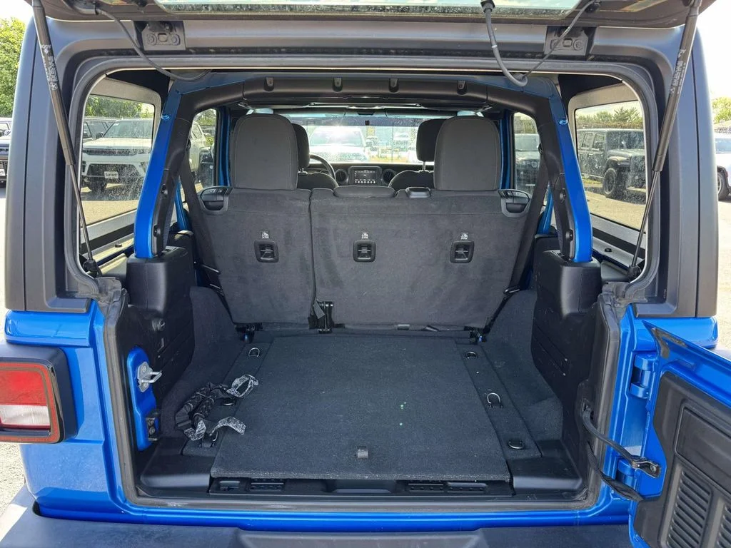 Used 2022 Blue Jeep Unlimited Sport Altitude image 29