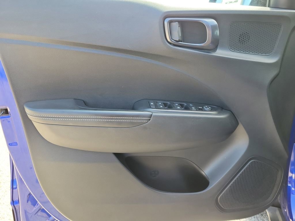 Used 2023 Blue Hyundai Limited image 12
