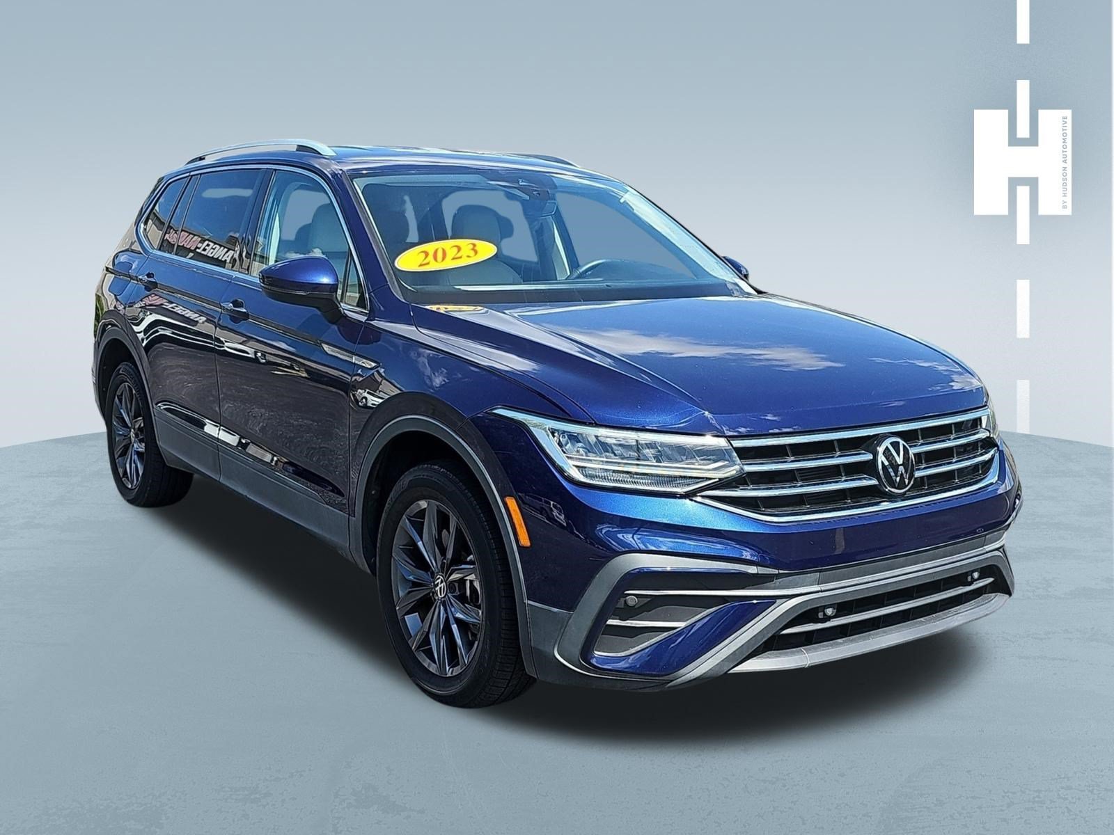 Certified Used 2023 Atlantic Blue Metallic Volkswagen SE image 1