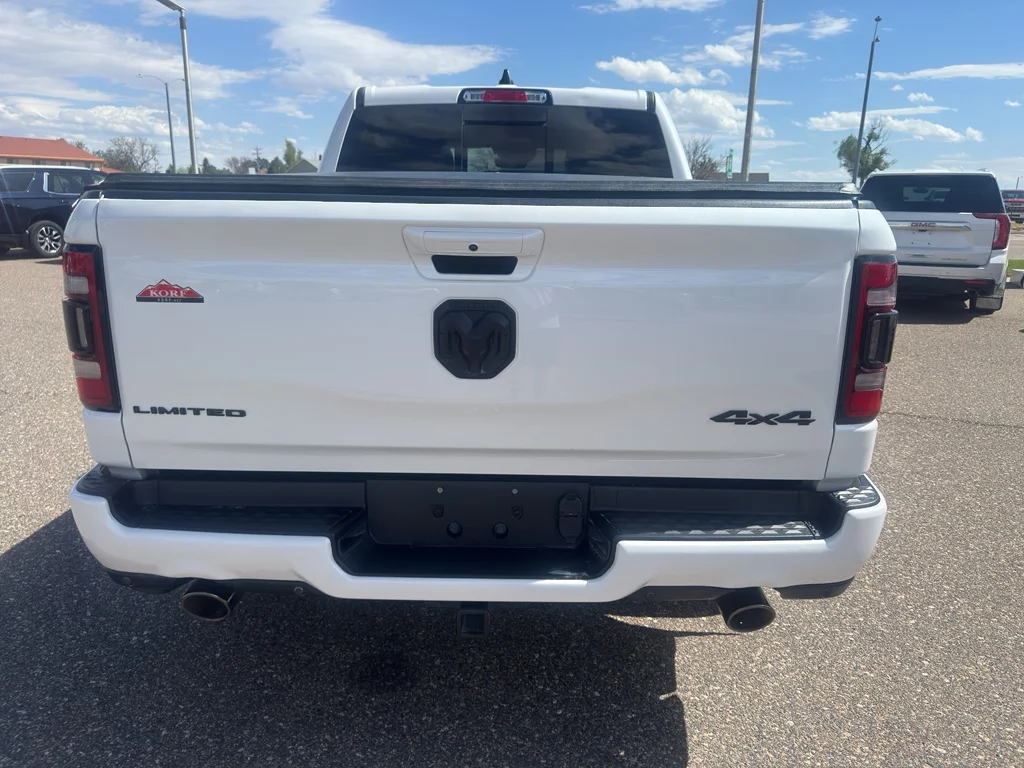 Used 2022 Ivory White Tri-Coat Pearlcoat Ram Limited image 7