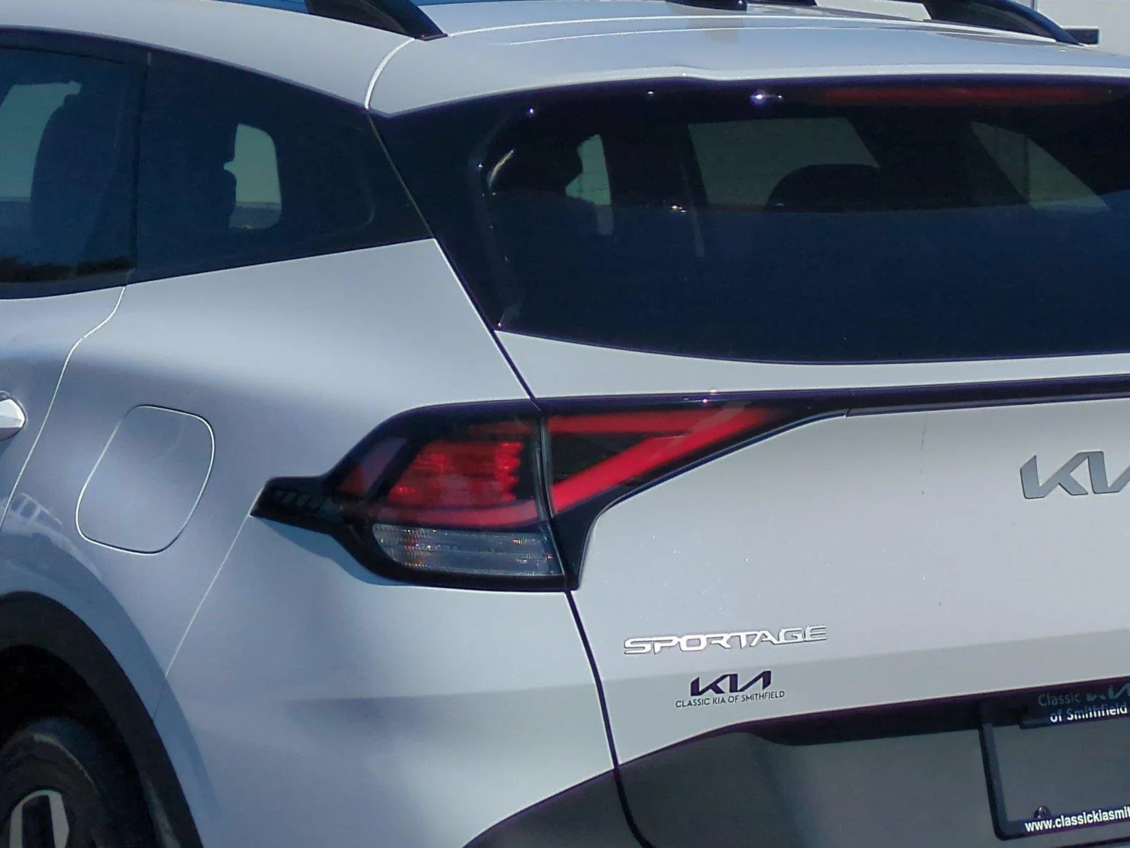Used 2024 Glacial White Pearl Kia X-Line image 11