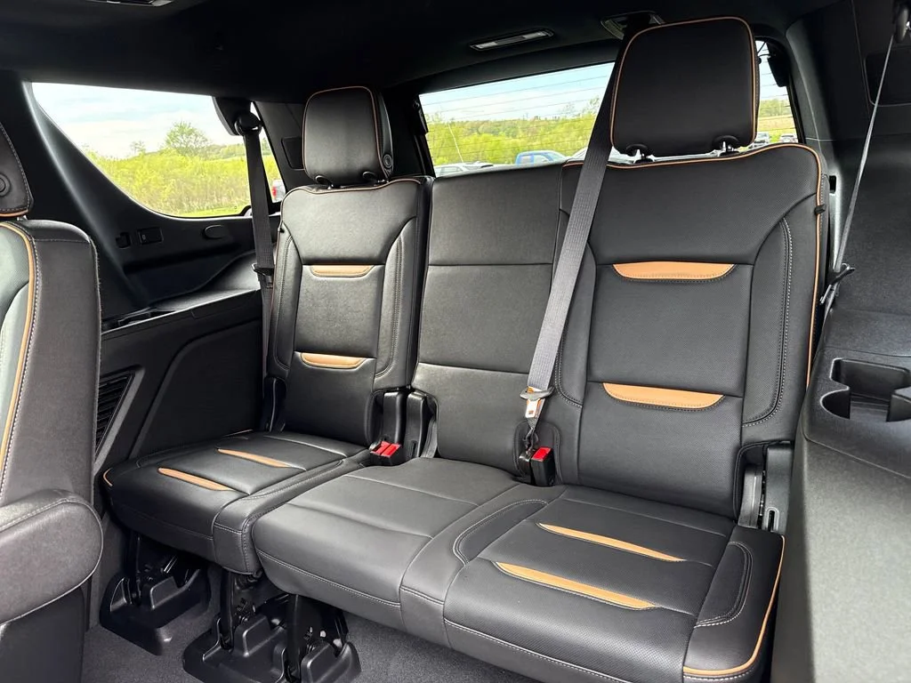 2024 GMC Yukon AT4 - Photo 30
