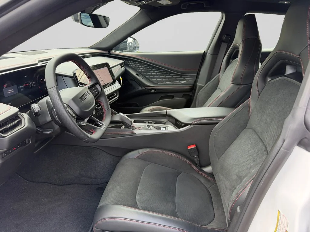 2026 Dodge Charger Daytona Scat Pack - Photo 10