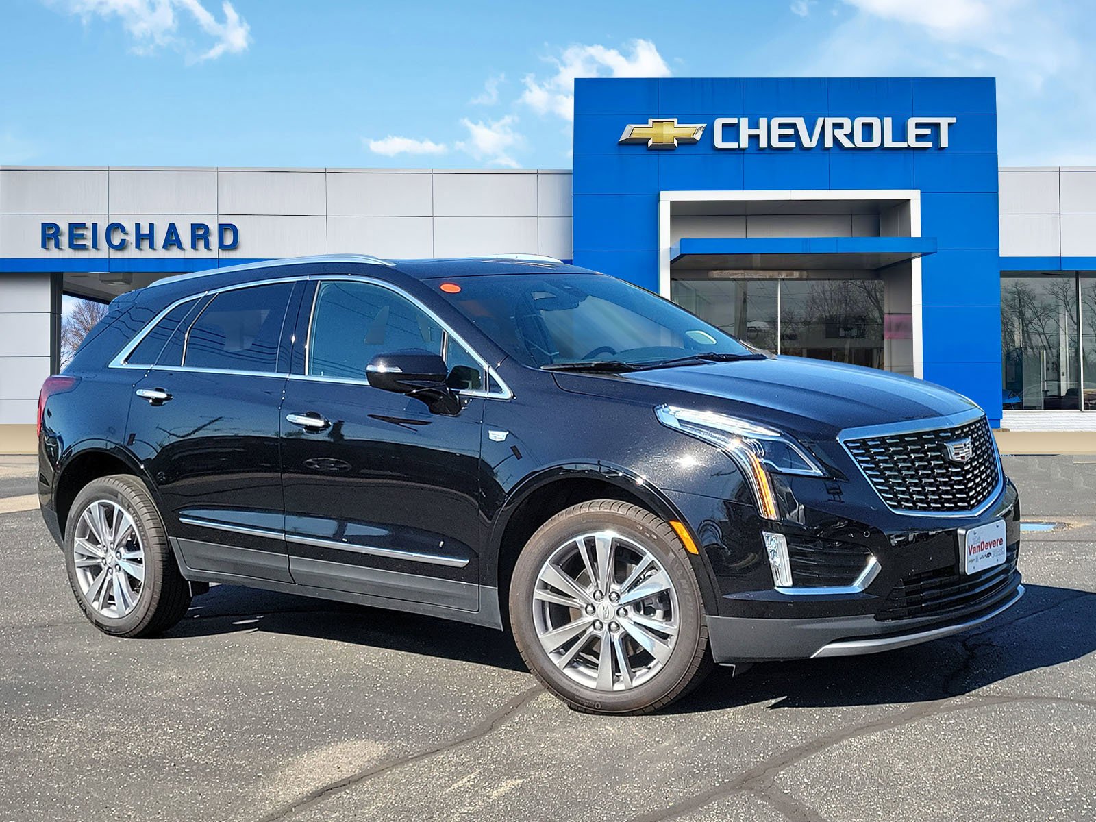 2025 Cadillac XT5 AWD Premium Luxury's photo