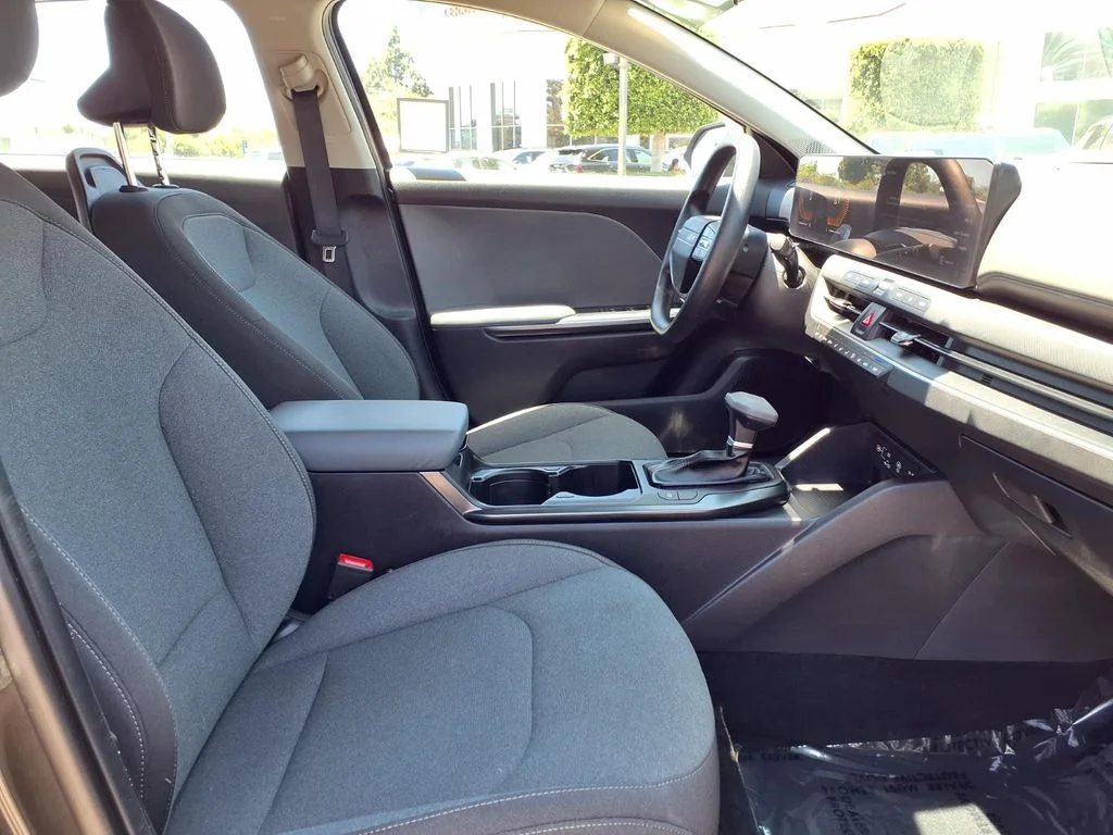 Certified Used 2025 Gray Kia LXS image 10
