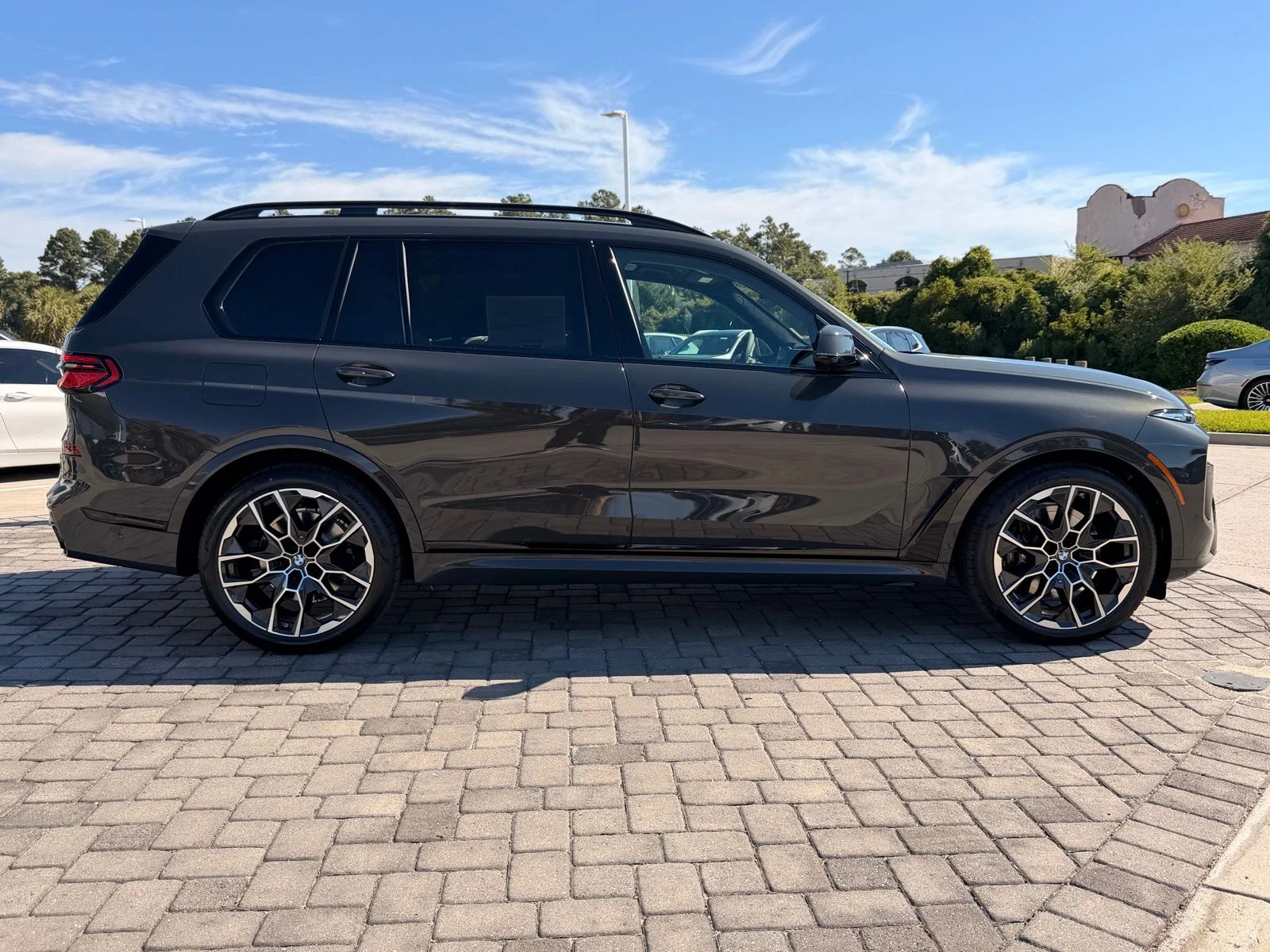 New 2027 Dravit Grey Metallic BMW xDrive40i image 8