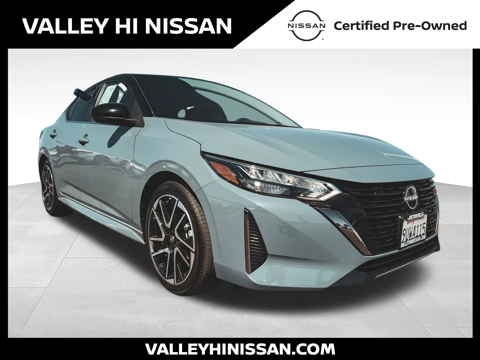 Used 2025 Gray Nissan SR image 1