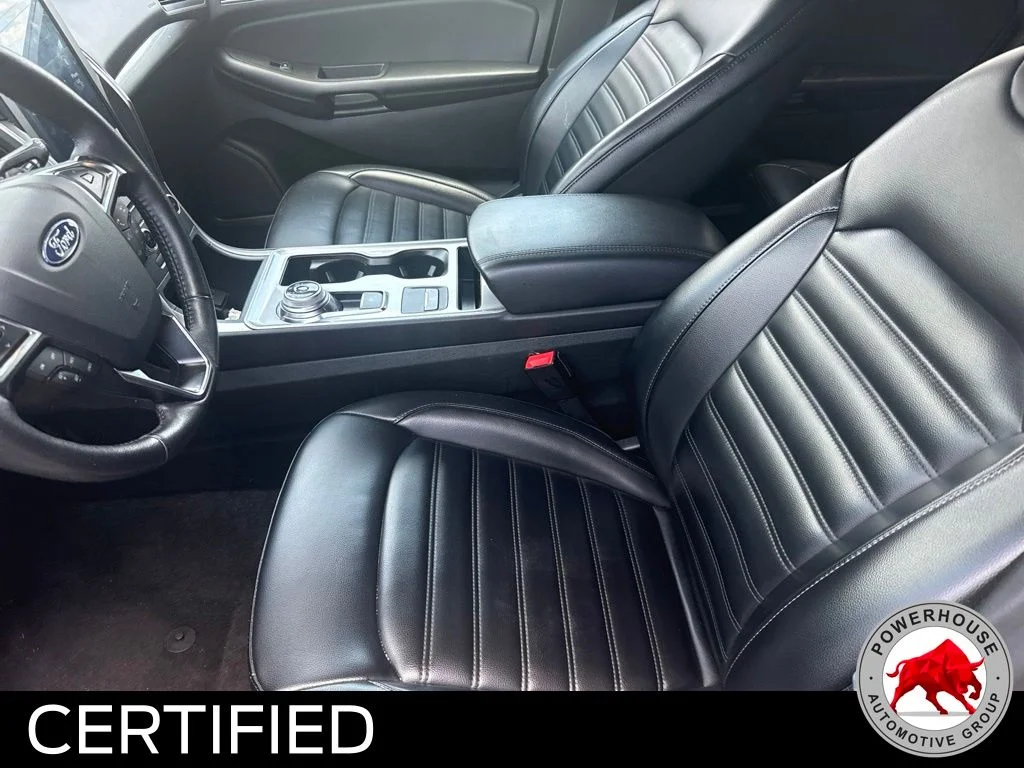 Used 2024 Silver Ford SEL image 18