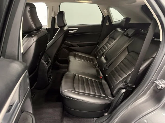 Used 2021 Gray Ford SEL image 29