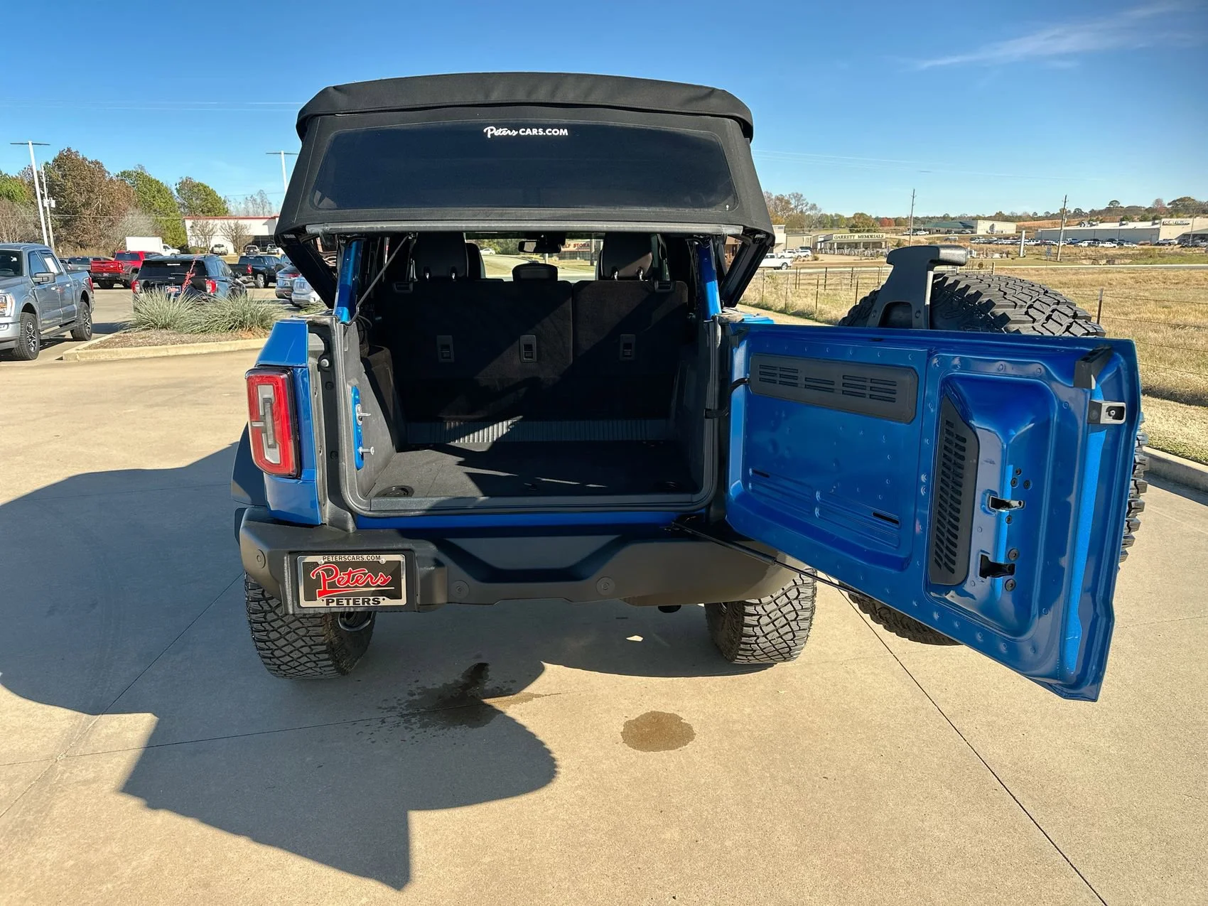 Used 2022 Blue Metallic Ford Wildtrak image 24