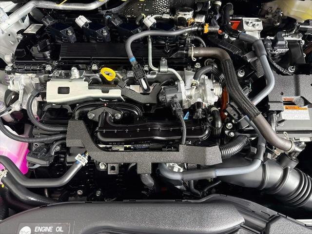 Certified Used 2025 WIND CHILL PEARL Toyota  image 38
