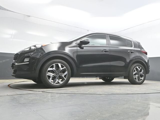 Used 2020 Red Kia EX image 27