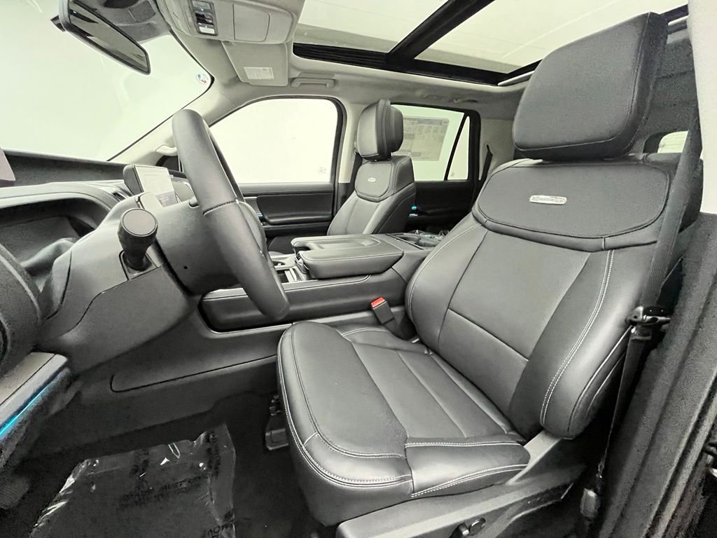 New 2026 Black Ford Platinum image 23