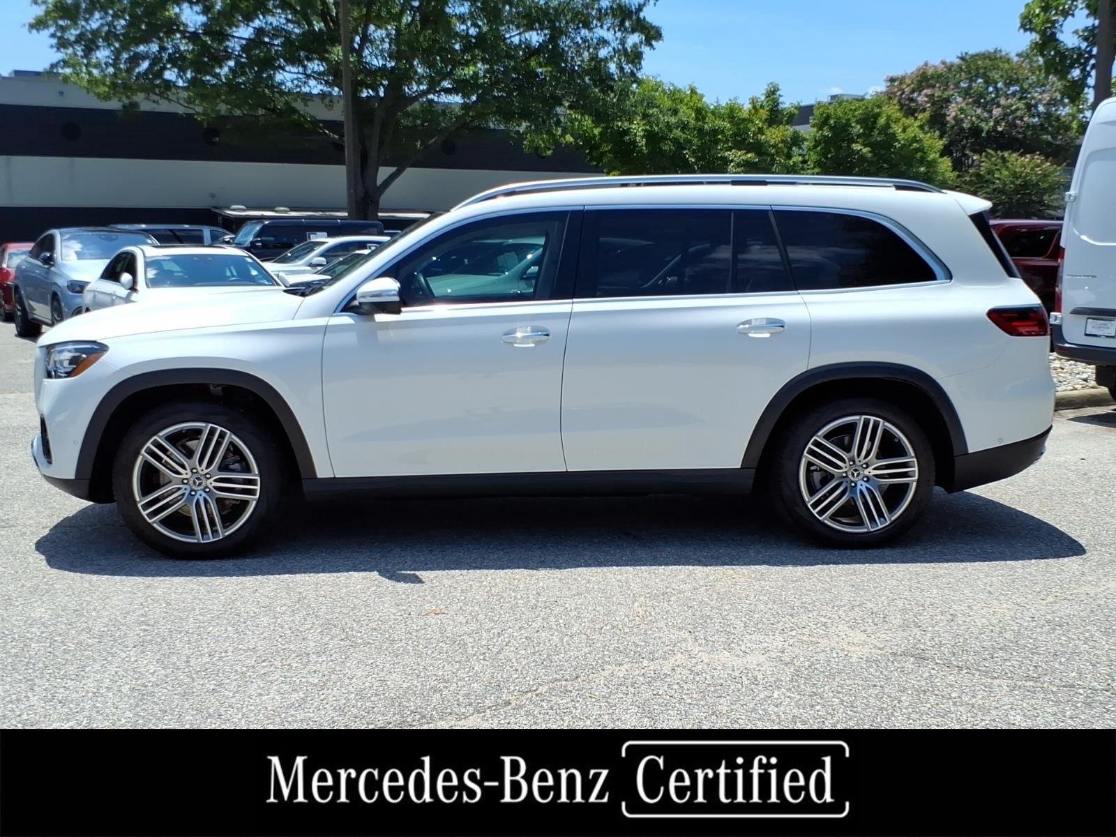 Used 2026 Polar White Mercedes-Benz GLS 450 image 3