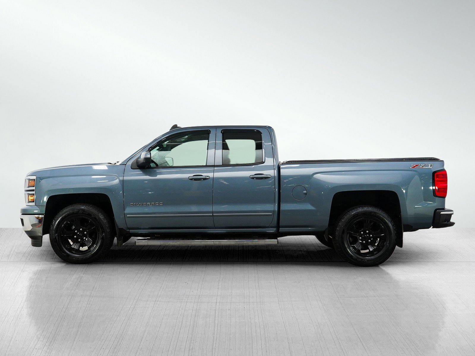 Used 2015 Chevrolet Silverado 1500 LT with VIN 1GCVKREC0FZ238099 for sale in White Bear Lake, Minnesota