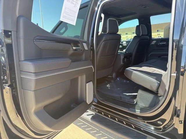 2026 GMC Sierra 1500 AT4X - Photo 39