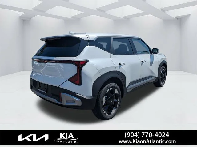 New 2027 Snow White Pearl Kia EX image 3