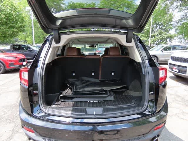 Used 2021 Majestic Black Pearl Acura w/Technology Package image 10