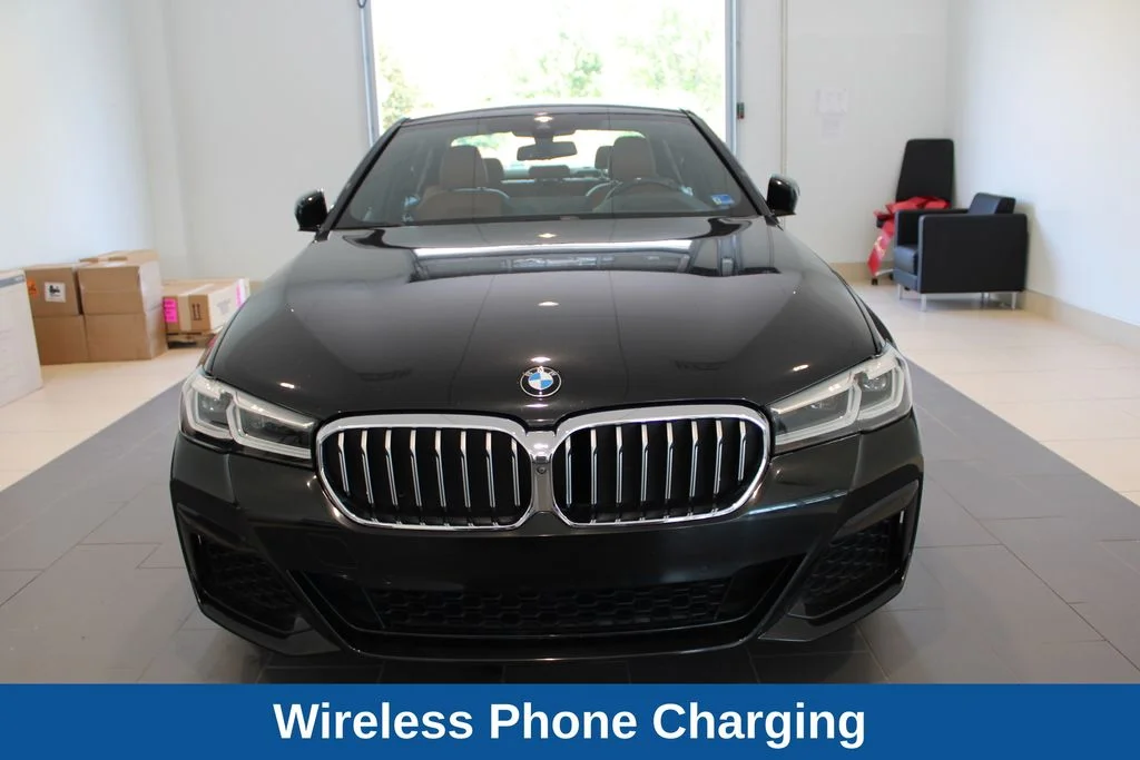 Used 2021 Black BMW 530i image 12