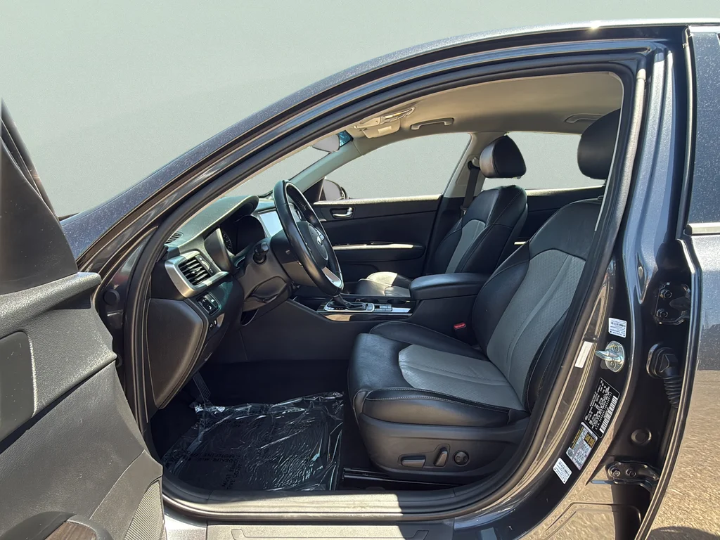 Used 2019 Gray Kia EX image 9