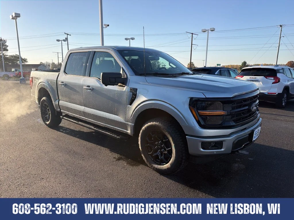 New 2026 Iconic Silver Metallic Ford XLT image 7